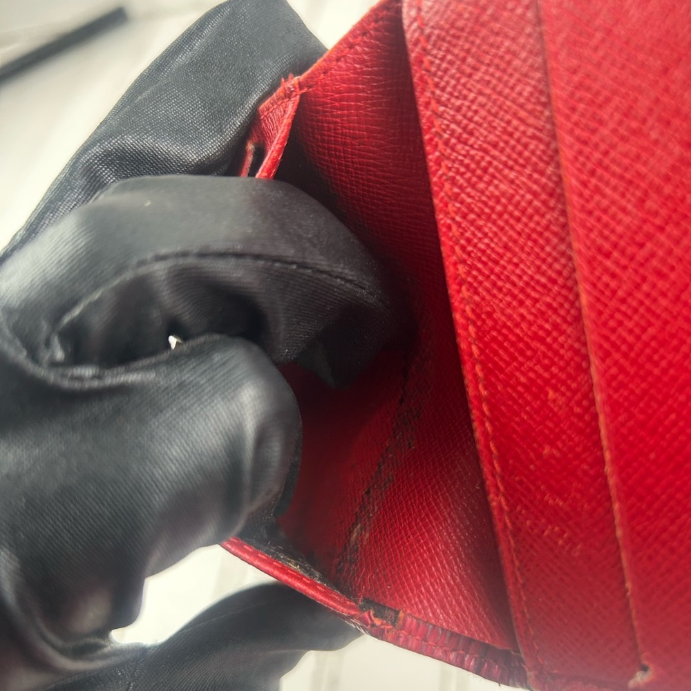 Louis Vuitton Vintage Red Epi Elise Wallet - Picture 7 of 11
